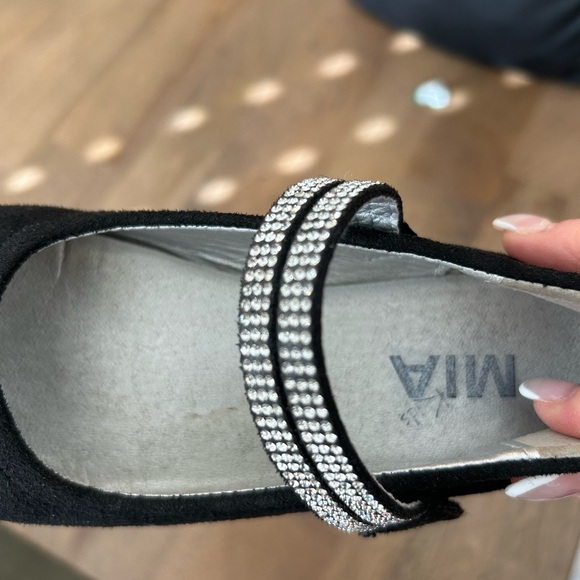 Mia Kids Rhinestone flats size 1Y - Picture 6 of 8